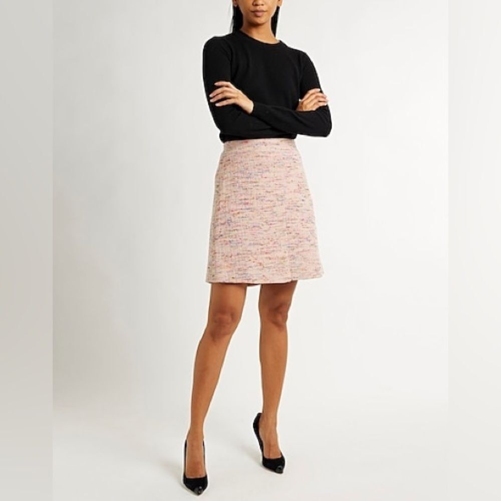 GANNI Pink Tweed Mini Skirt With Button Embellishment